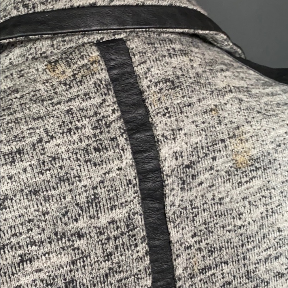 Short fitted jacket - Picture 6 of 7